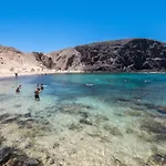 Linda Con Piscina Privada 别墅 普拉亚布兰卡