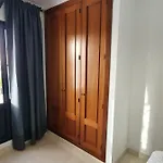 Linda Con Piscina Privada Villa