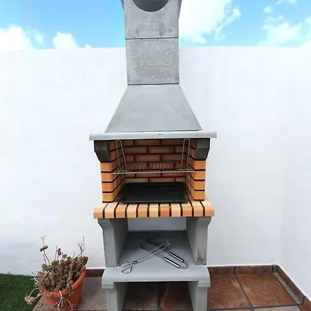 Linda Con Piscina Privada فيلة *