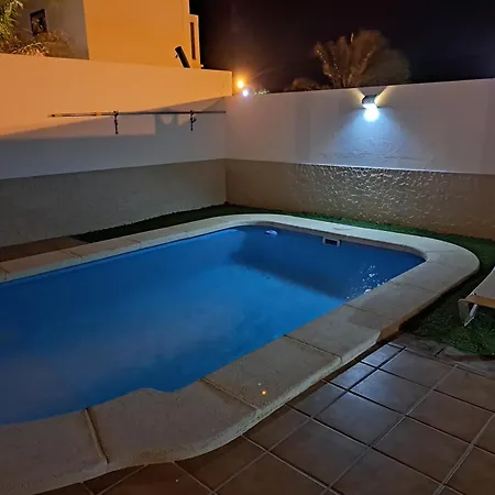 فيلة Linda Con Piscina Privada