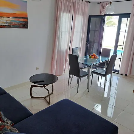 Linda Con Piscina Privada ヴィラ プラヤ・ブランカ