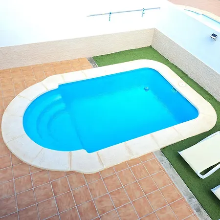 Linda Con Piscina Privada فيلة *