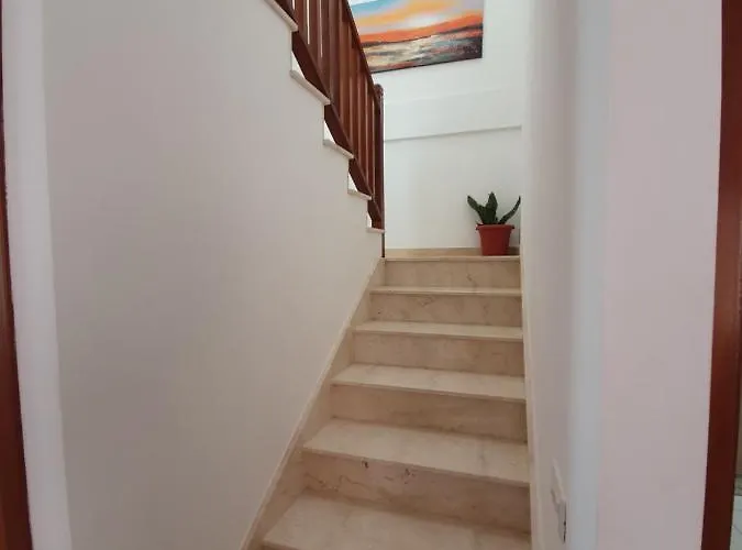 Linda Con Piscina Privada Villa *