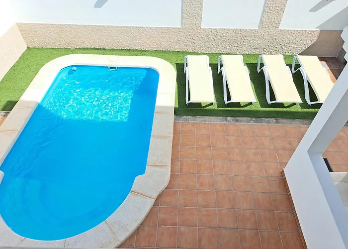 Vila Linda Con Piscina Privada *